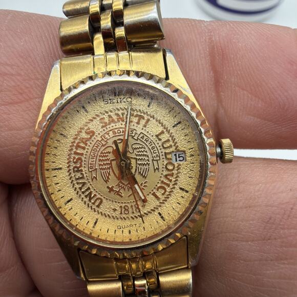Seiko Quartz Gold Tone Analog Vintage SLU St Louis University Watch Women’s main image 12